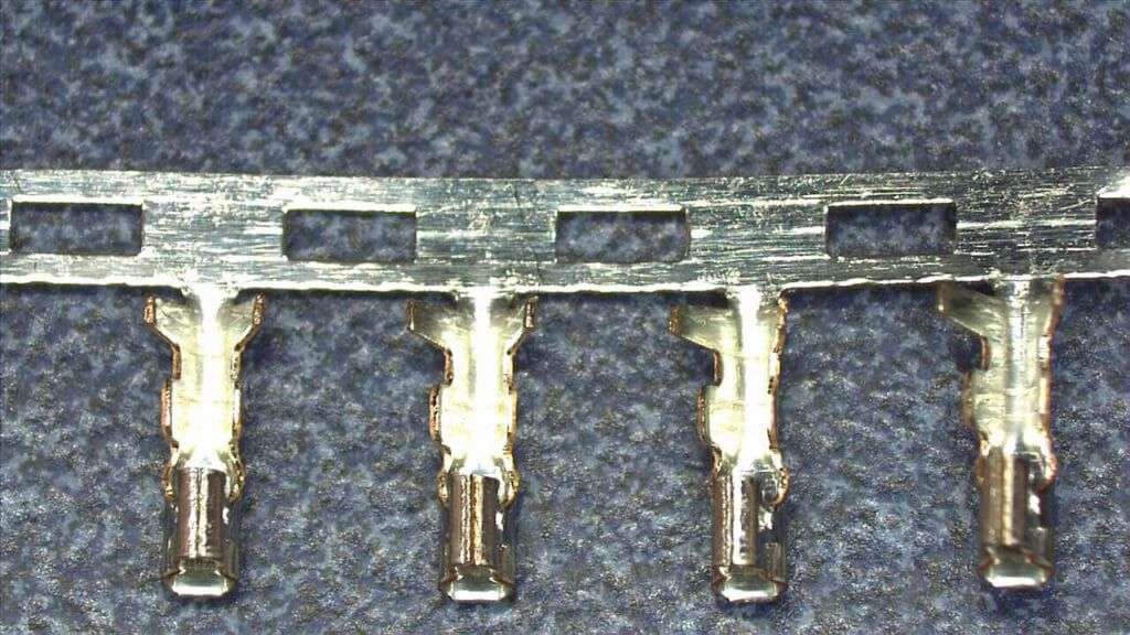 A photo of the part that goes inside the connector